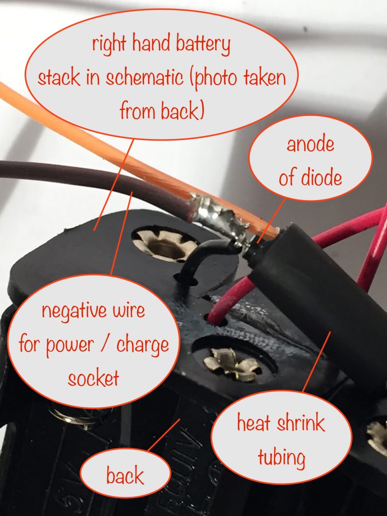 photo showing the connections to the right hand battery negative